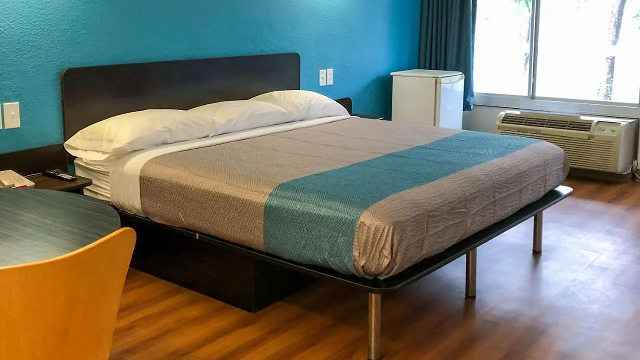 Motel 6-Daytona Beach, Fl - Speedway
